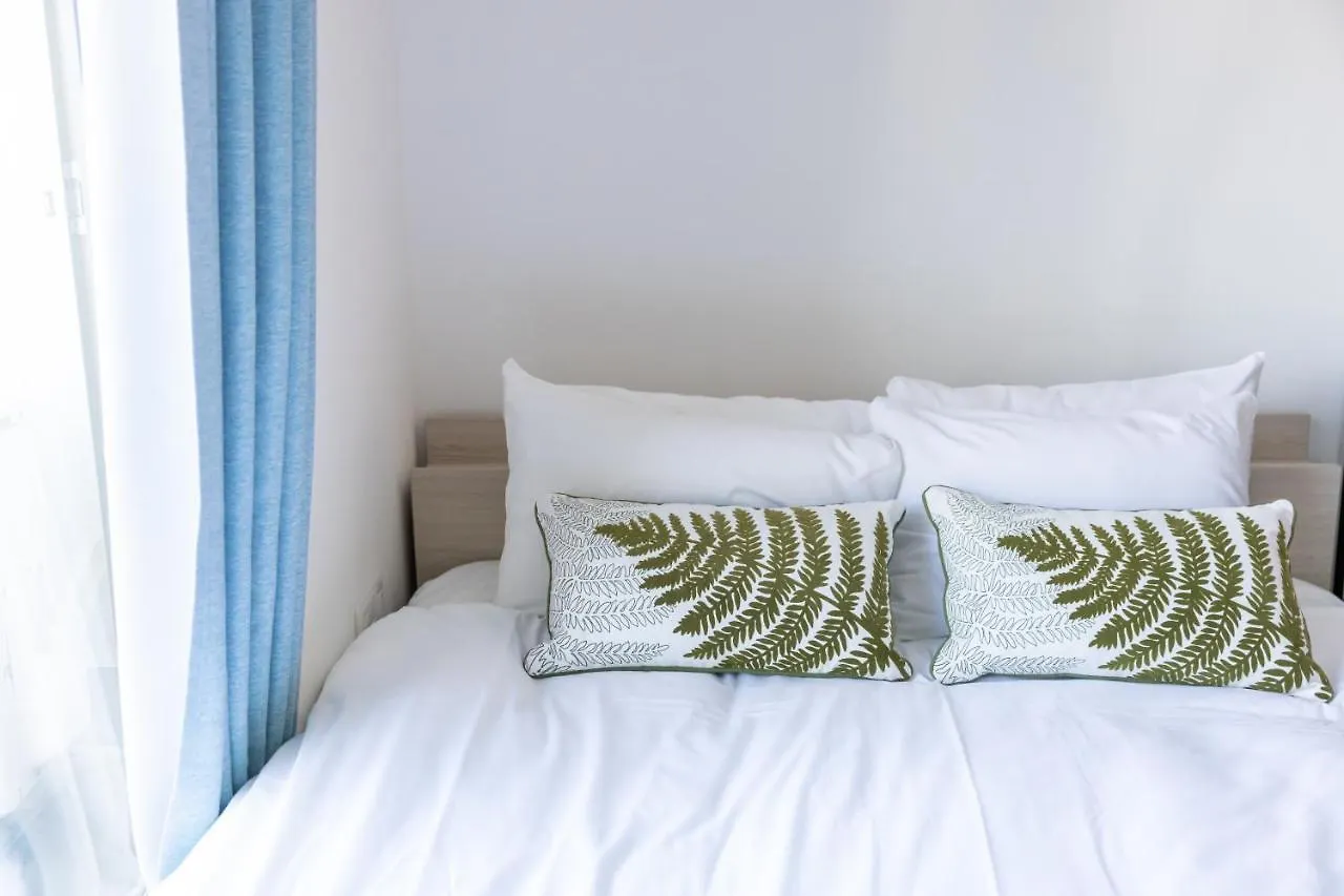 H2H Tsutenkaku Osaka Apartment